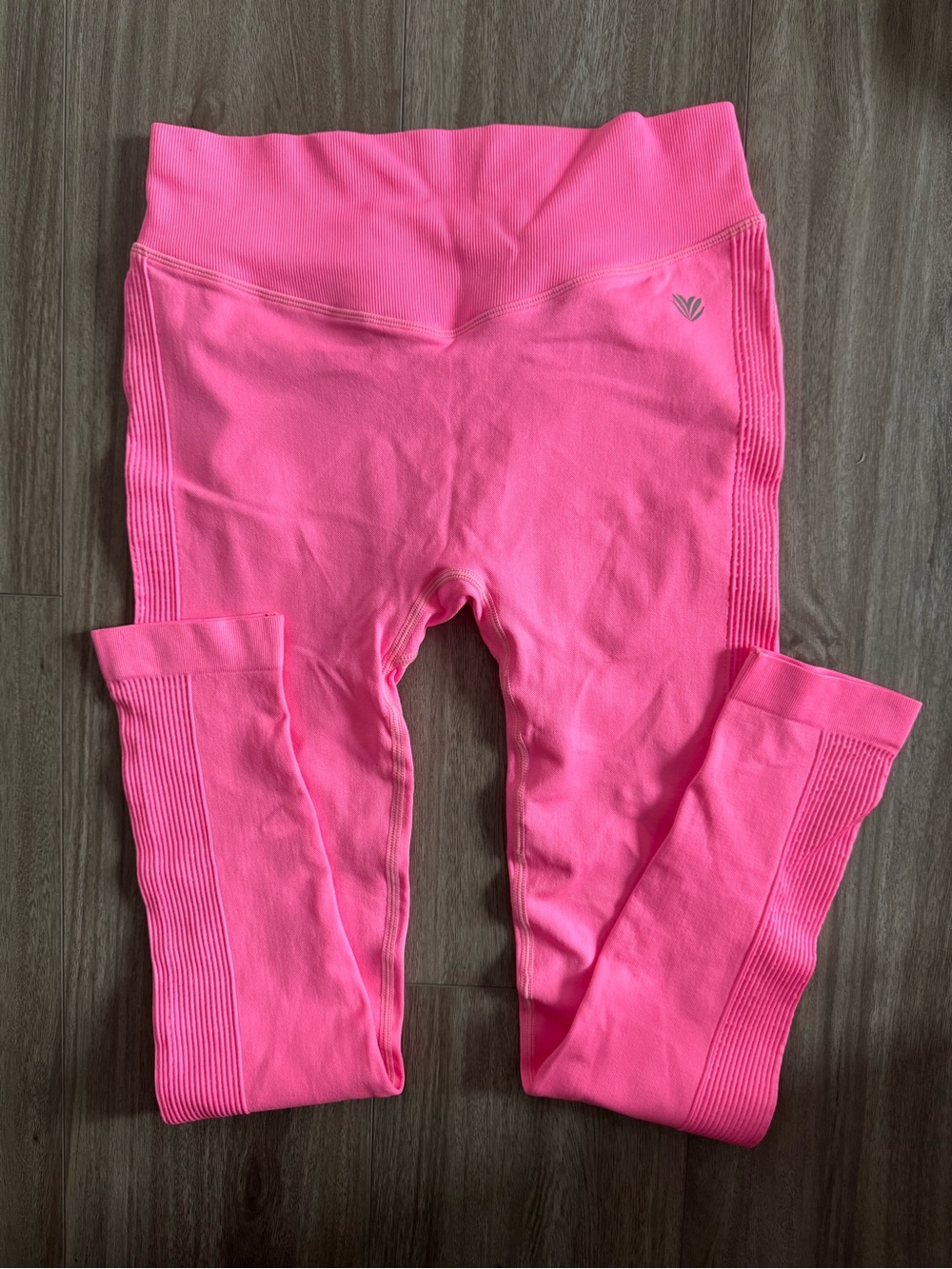 Forever 21 Girls' Neon Pink Ribbed Seamless Leggings
